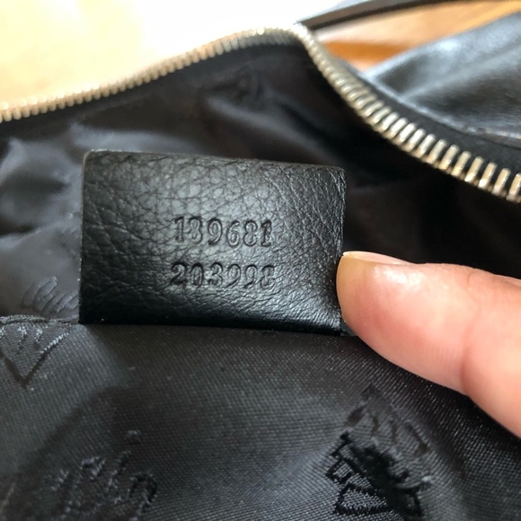 Men’s GUCCI leather duffle bag with braided strap - Picture 6 of 7